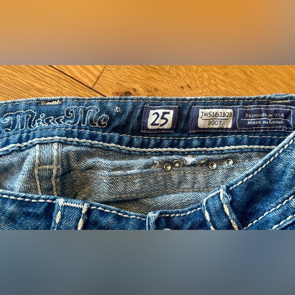 Miss Me Denim 5 Pocket Low Rise Capri Jeans size 25 JWS161B2R - Picture 10 of 11